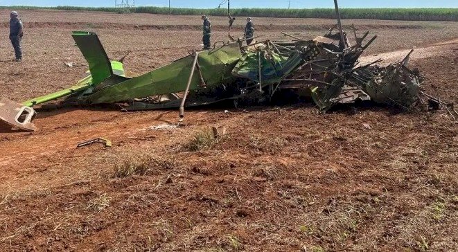 Avião de pequeno porte cai no interior de SP; piloto morreu